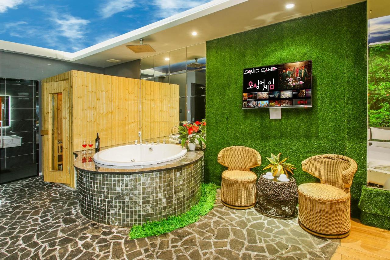 Bonita Tht (Adults Only) Hotell Ho Chi Minh-staden Exteriör bild